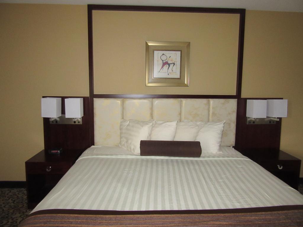 Baymont By Wyndham Columbia Fort Jackson Eksteriør billede